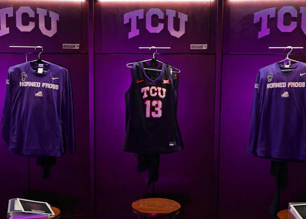 3913F453-5B49-480E-A04F-FCC274C7BCEF